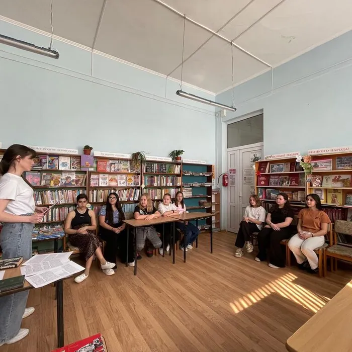 "Лишь слову жизнь дана"