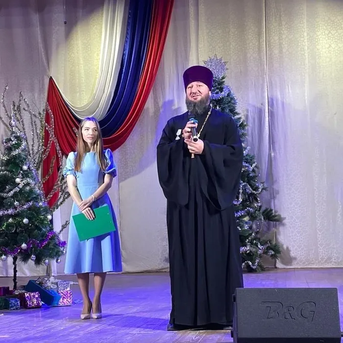 "Под шепот Рождества", рождественская концертная программа