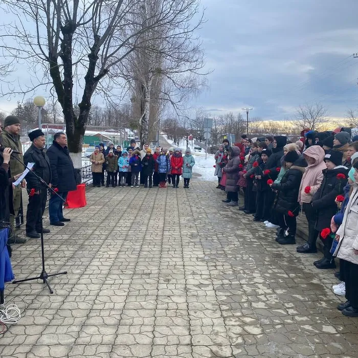 "Память, которой не будет забвенья", митинг, посвященный 81-й годовщине освобождения Нефтегорска от немецко-фашистских захватчиков