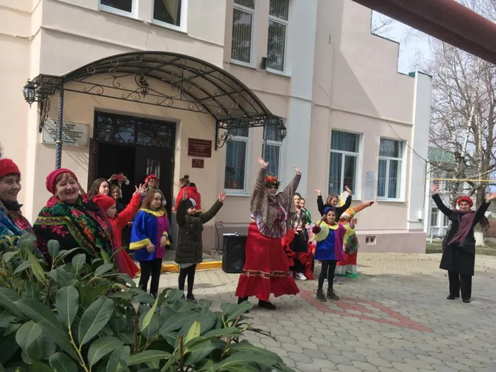 PHOTO-2019-03-06-22-46-13