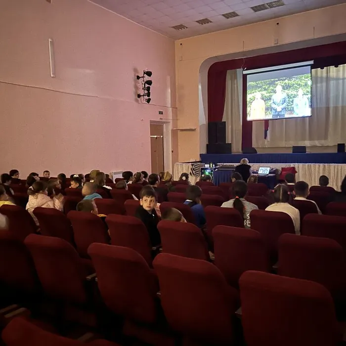 Показ детских патриотических видеоработ (фильмов) участников кинофестиваля «ПОТОМКИ ПОБЕДИТЕЛЕЙ» посвященного 80-летию Победы Советского народа в Великой Отечественной войне.