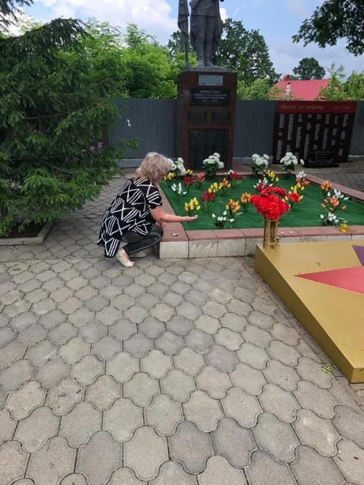 c0c9c3de-a9bc-4f31-bad5-b5c1464ce1fe